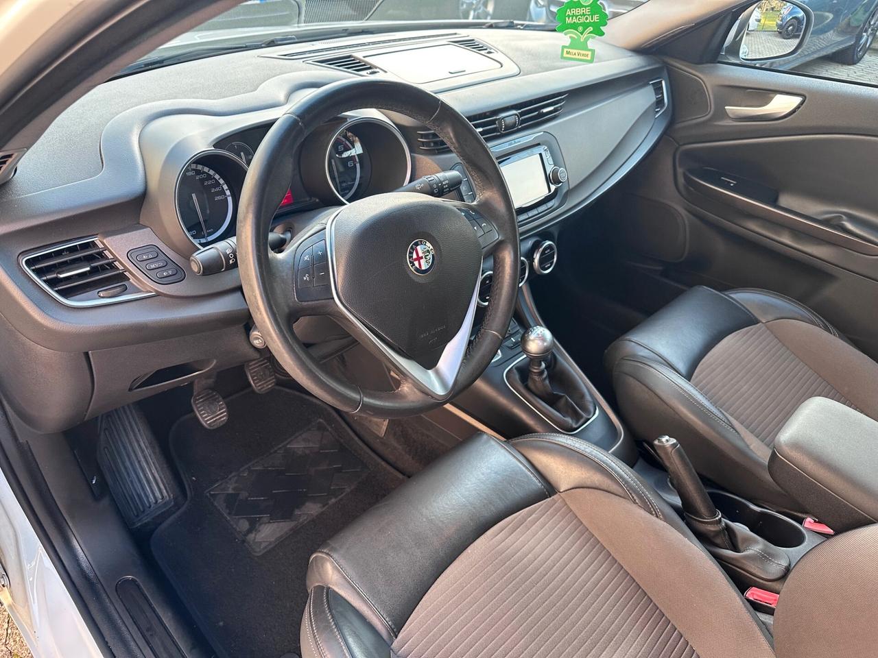 Alfa Romeo Giulietta 1.6 JTDm-2 105 CV Business*EURO5*CERCHI