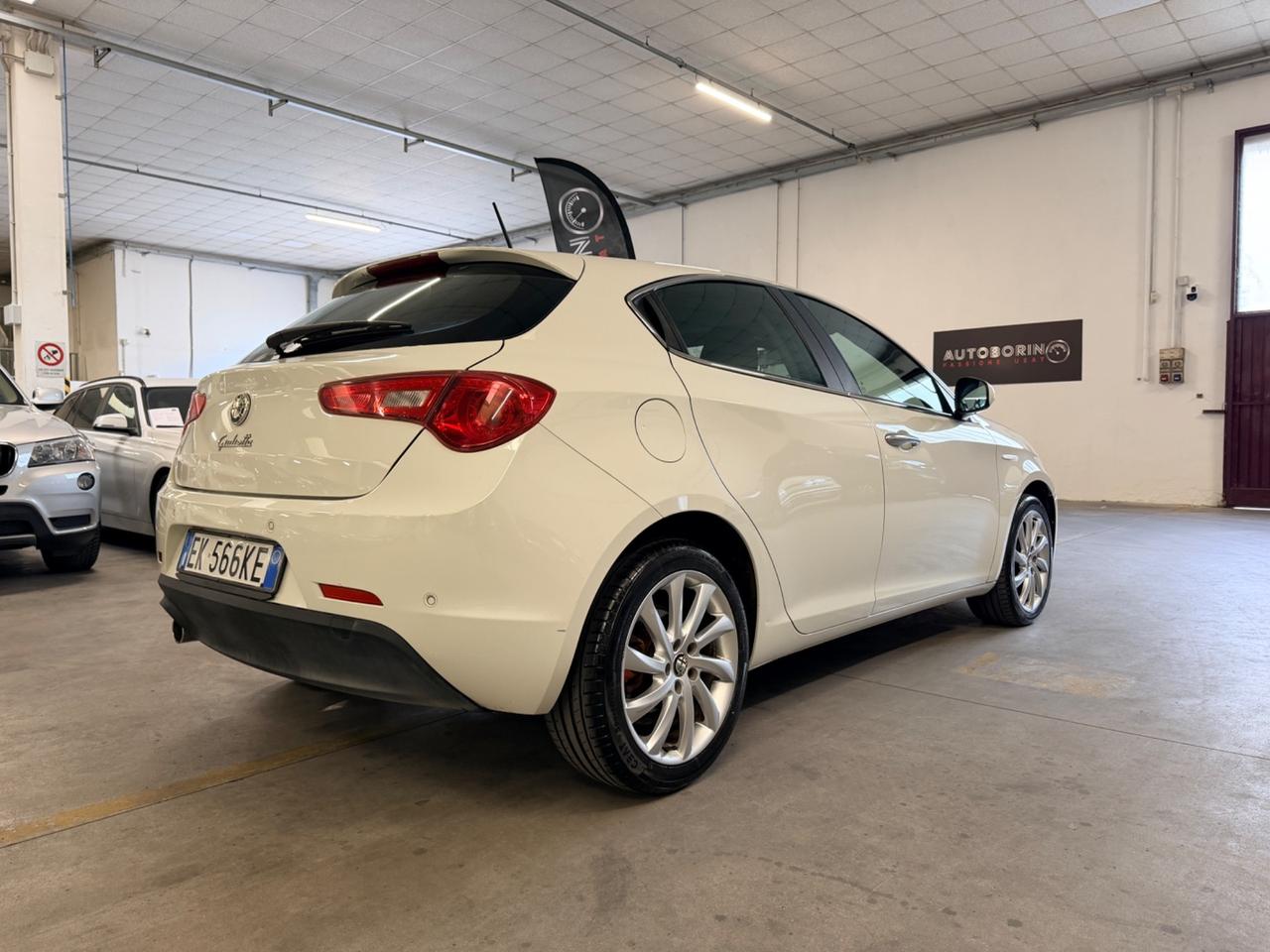 Alfa Romeo Giulietta 1.6 JTDm-2 105 CV Distinctive