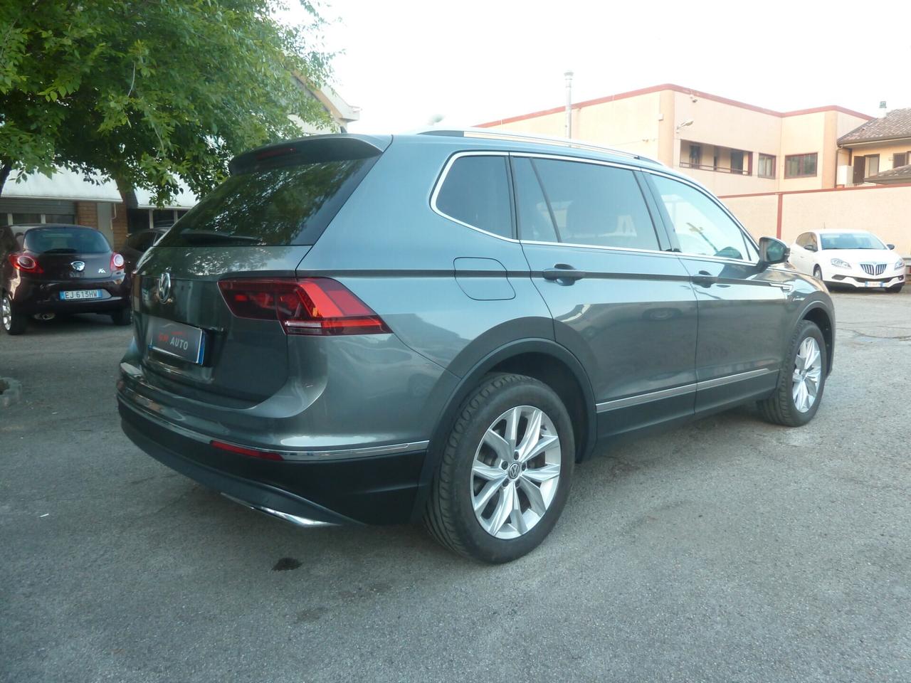 Volkswagen Tiguan 2.0 TDI 150 CV DSG 7 Posti