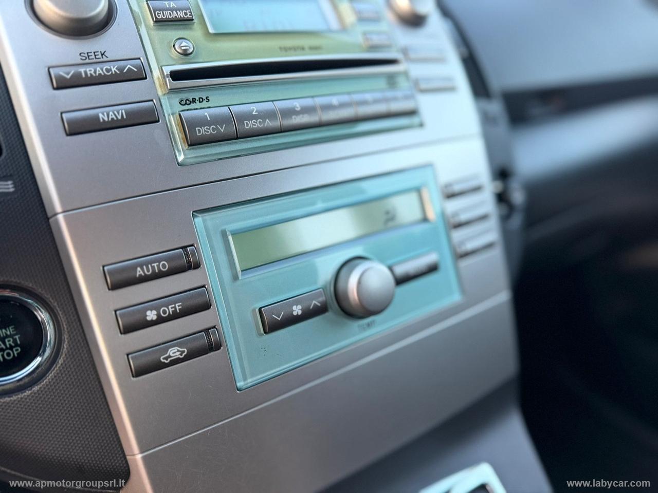 TOYOTA Corolla Verso 2.0 16V D-4D Sol 7 POSTI