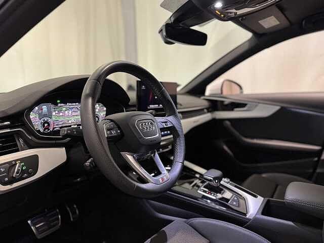 Audi A4 Avant 40 TDI quattro S tronic S line edition