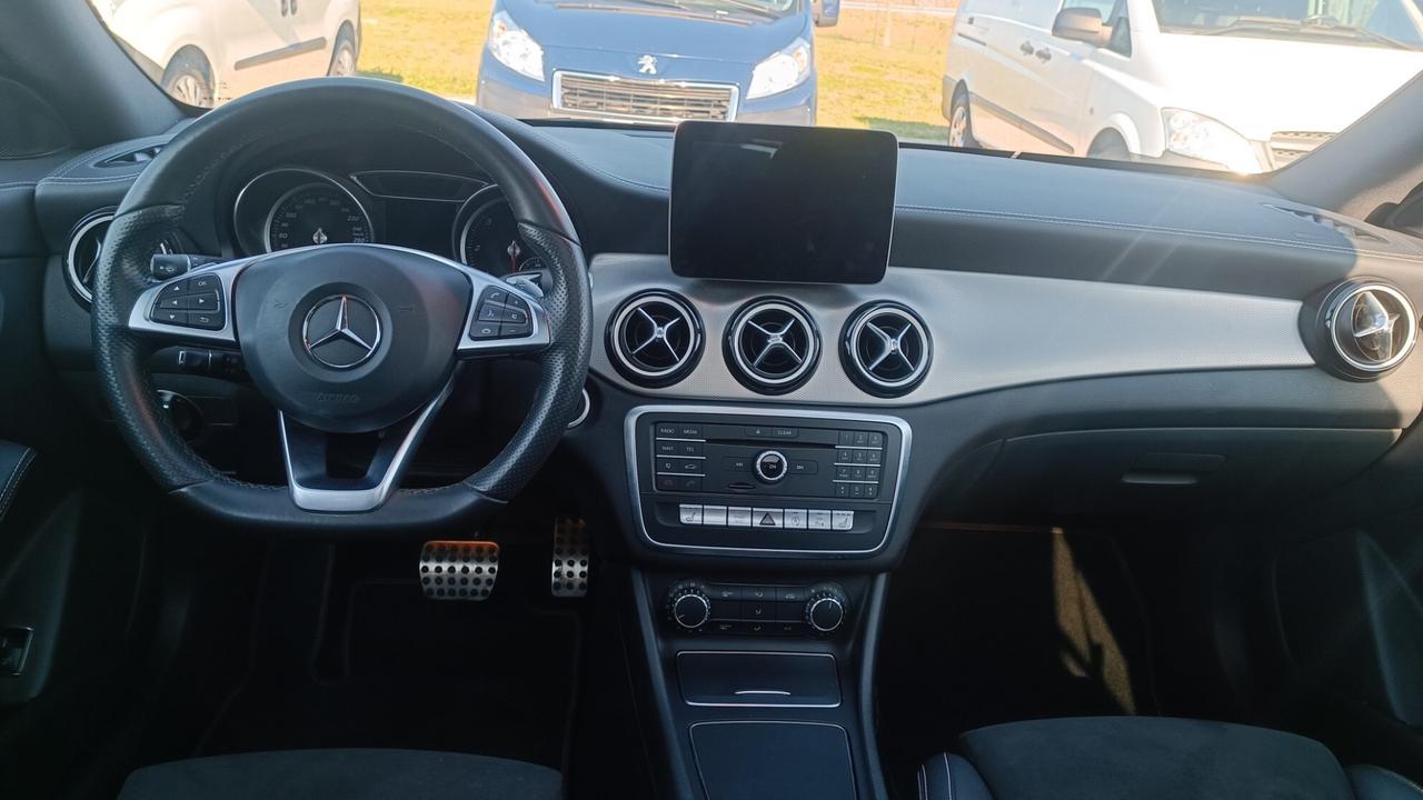 MERCEDES-BENZ CLA 200 D AMG FULL OPTIONAL!