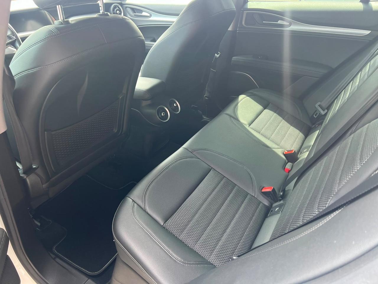 Alfa Romeo Stelvio 2.2 190cavalli q4