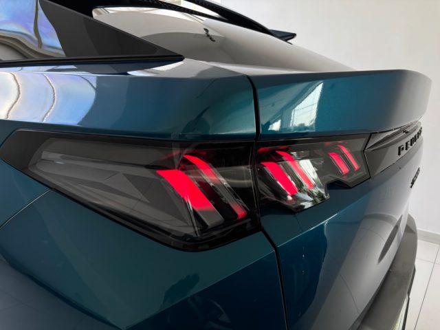 PEUGEOT 3008 Hybrid 136 e-DCS6 Allure tua da ?379,00 mensili