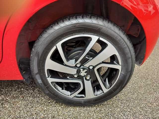 Peugeot 108 VTi 68 5 porte Allure