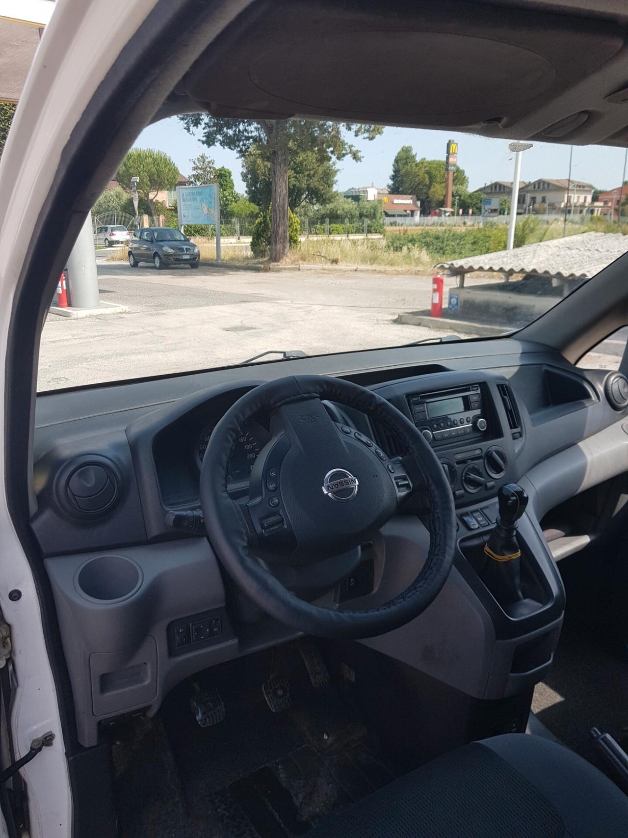 NISSAN Nv 200 1.5 diesel anno 2015