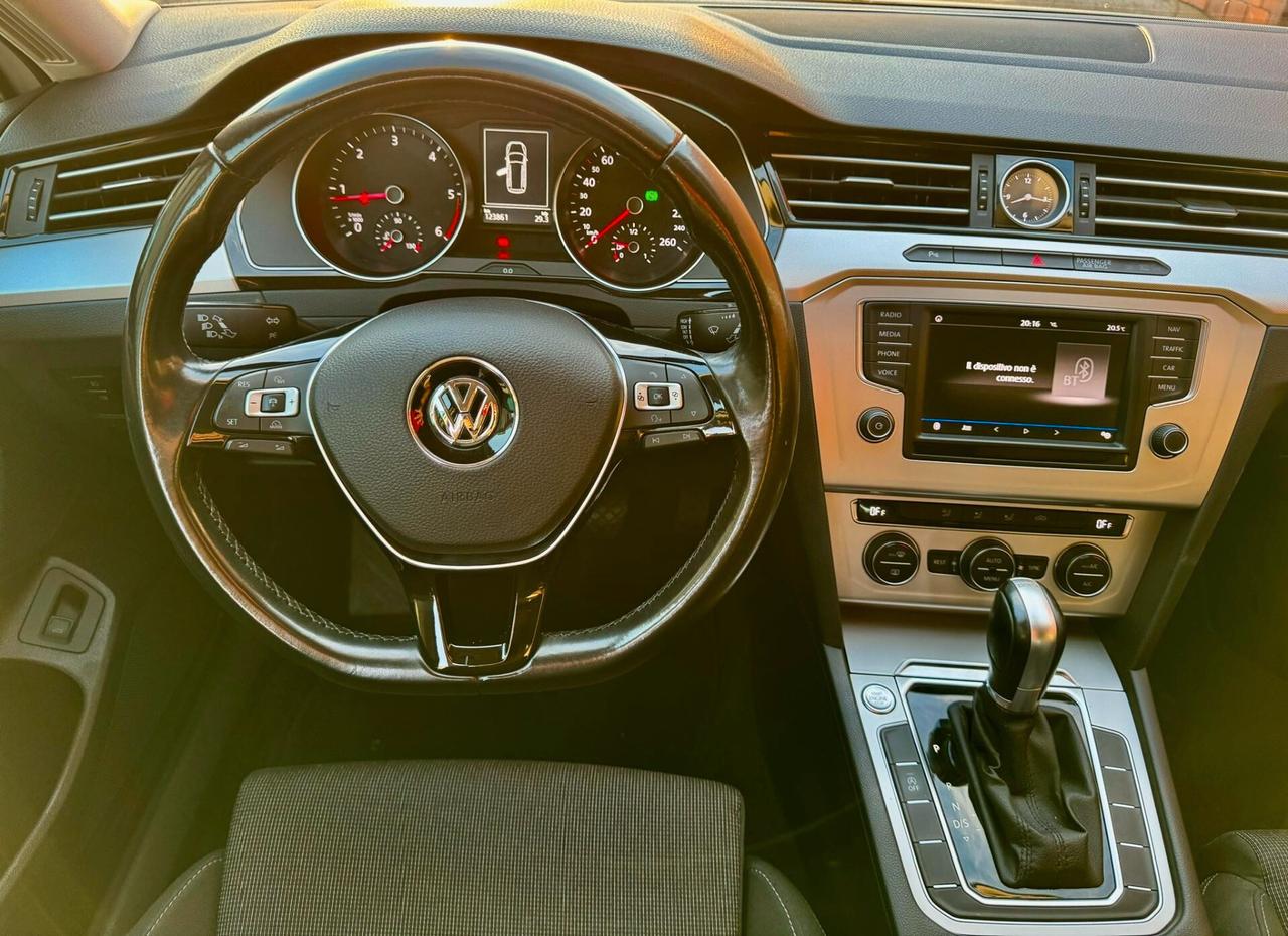 Volkswagen Passat Variant 1.6 TDI DSG Comfortline BlueMotion Tech.