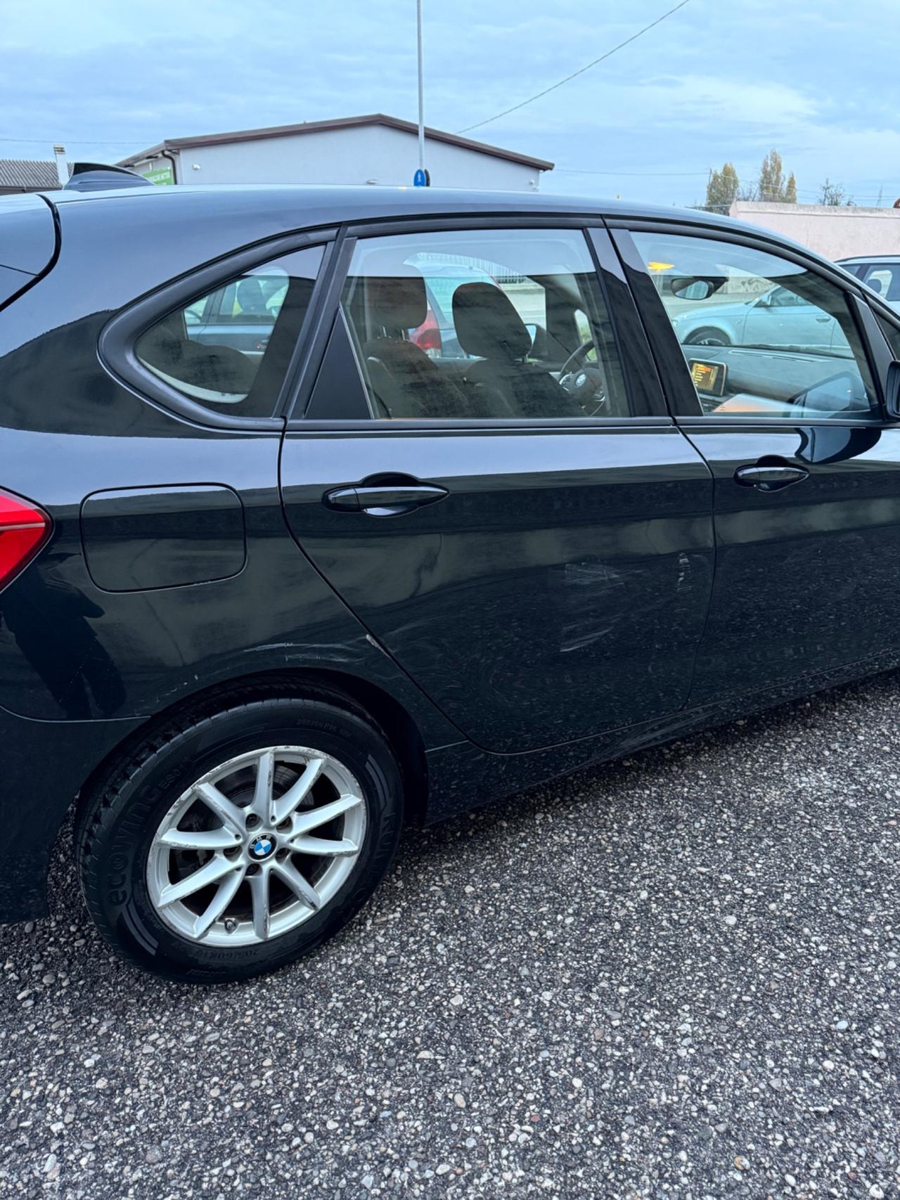 Bmw 2er Active Tourer 218d Luxury