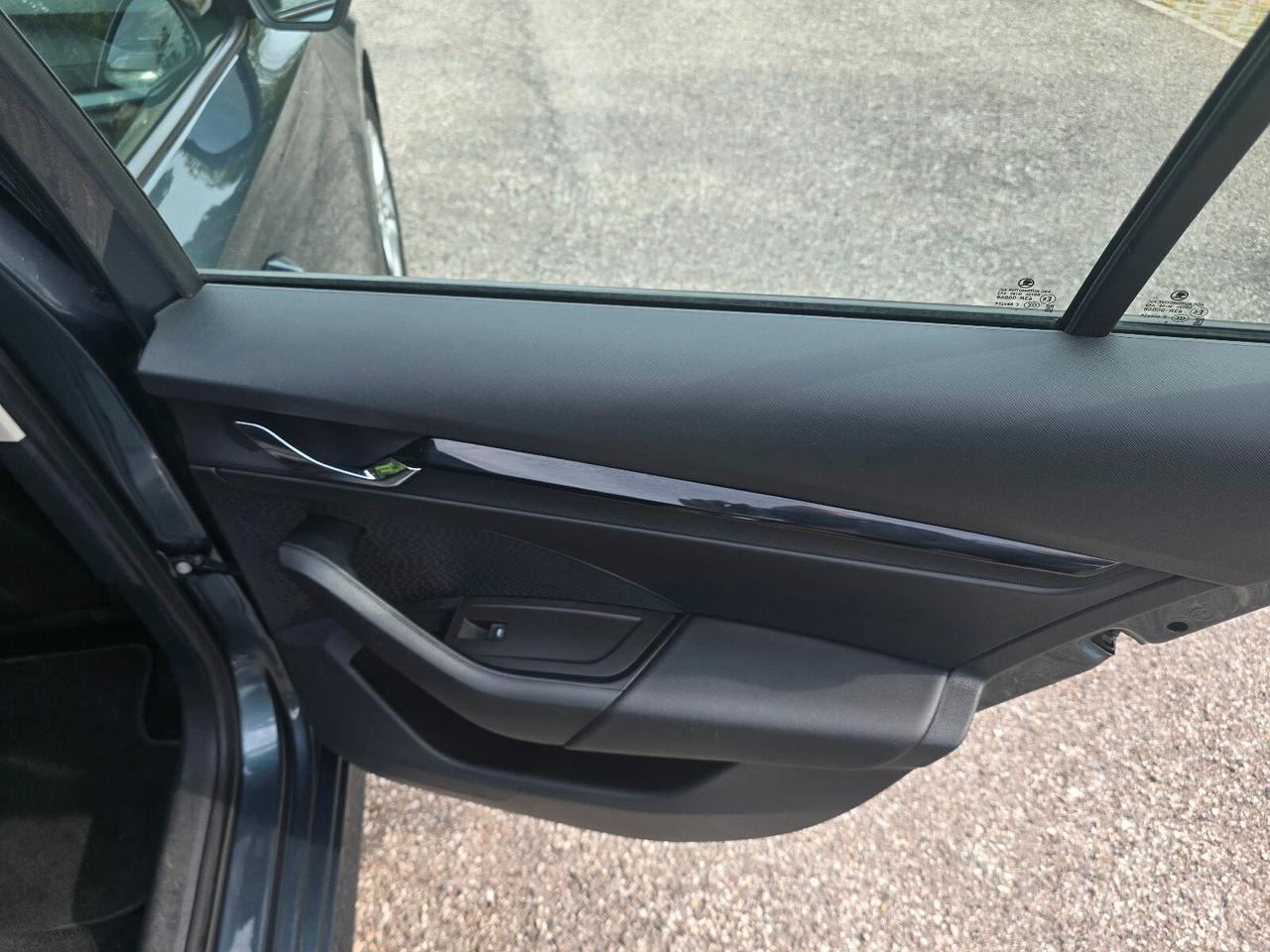 Skoda Octavia 2.0 TDI EVO SCR DSG Wagon Executive