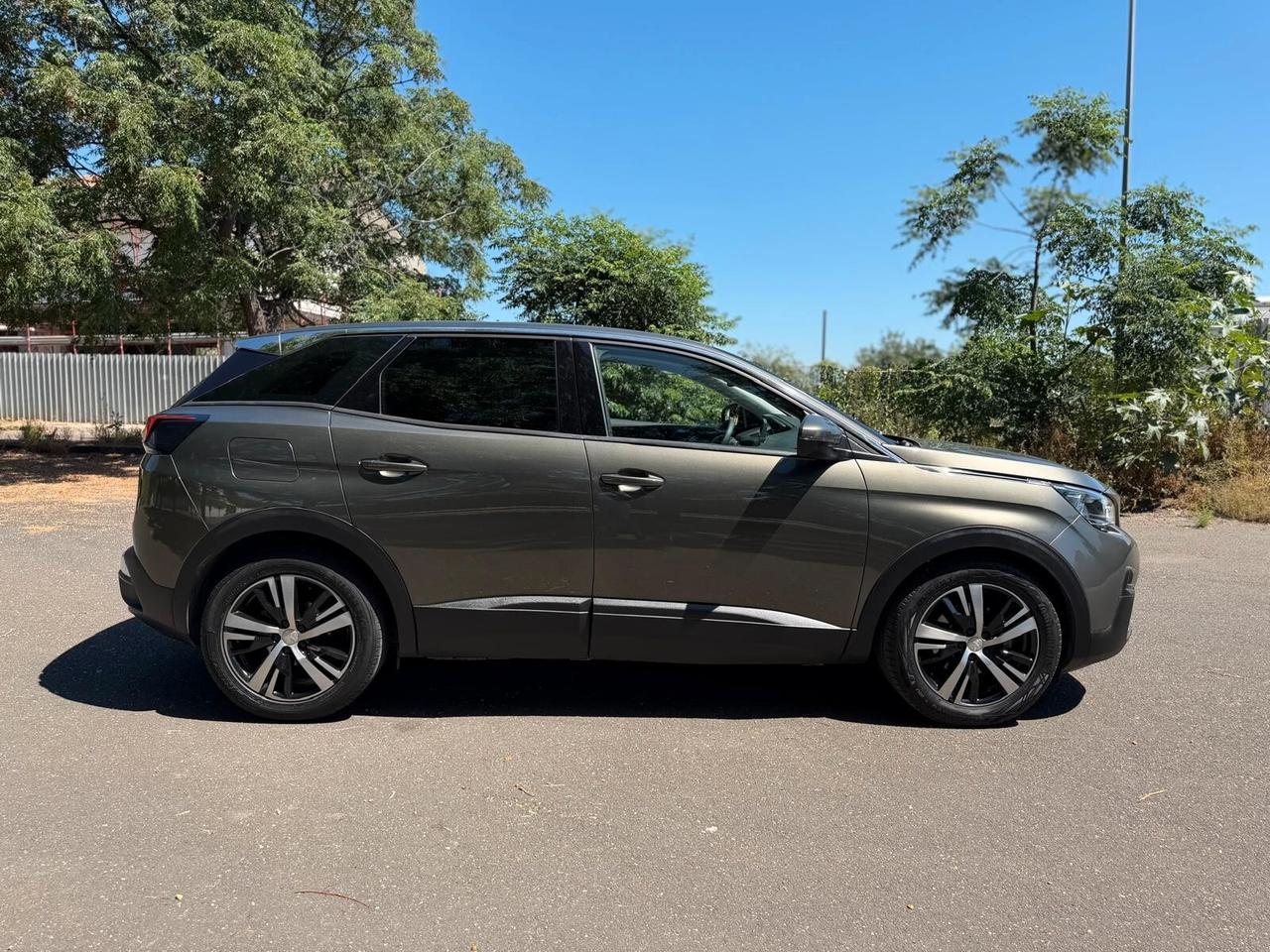 Peugeot 3008 BlueHDi 120 S&S EAT6 Allure