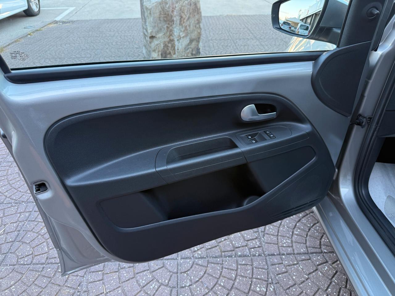 Volkswagen up! 1.0 5p. eco move BlueMotion Technology