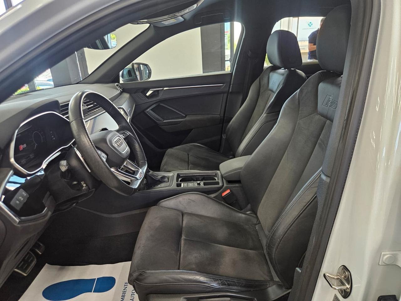 Audi RS Q3 SPB 2.5 quattro s-tronic