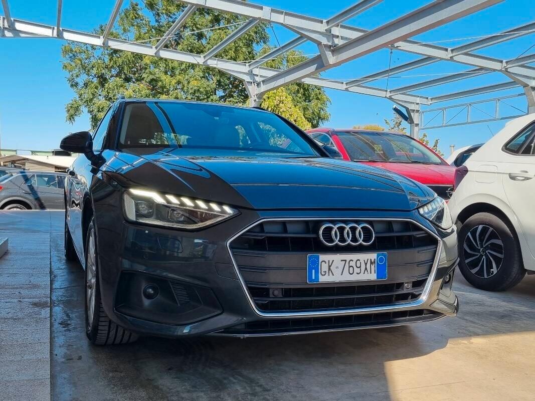 Audi A4 V Avant 40 2.0 tdi mhev 204cv s-tronic