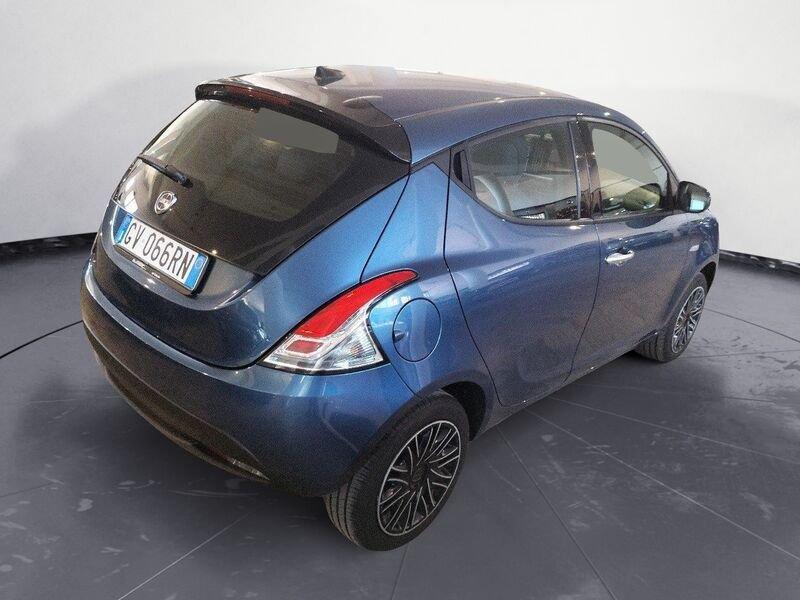 Lancia Ypsilon 3ª serie 1.0 FireFly 5 porte S&S Hybrid Oro