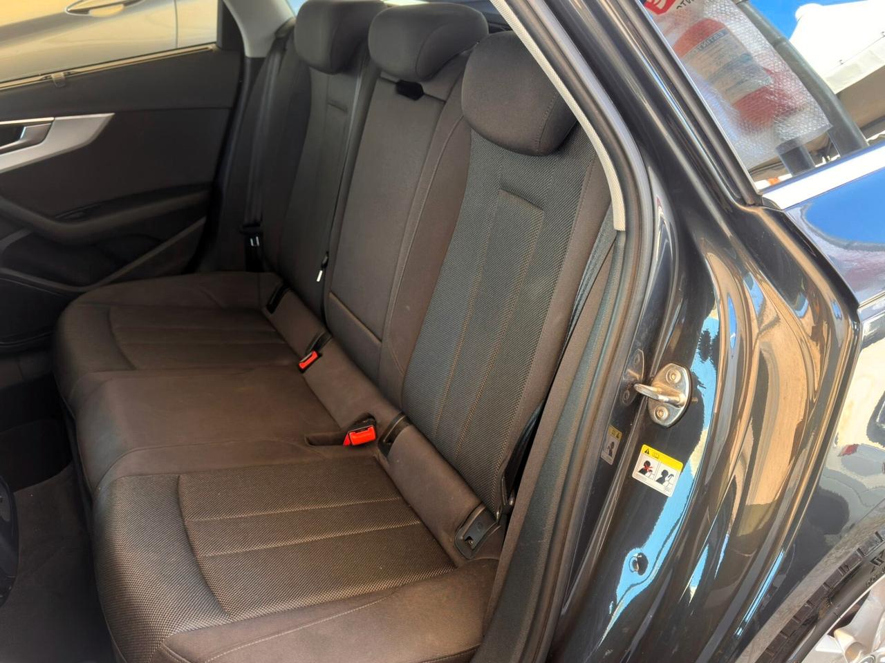 Audi A4 AVANT 30TDI 2.0 122 CV S-Tronic S-Line