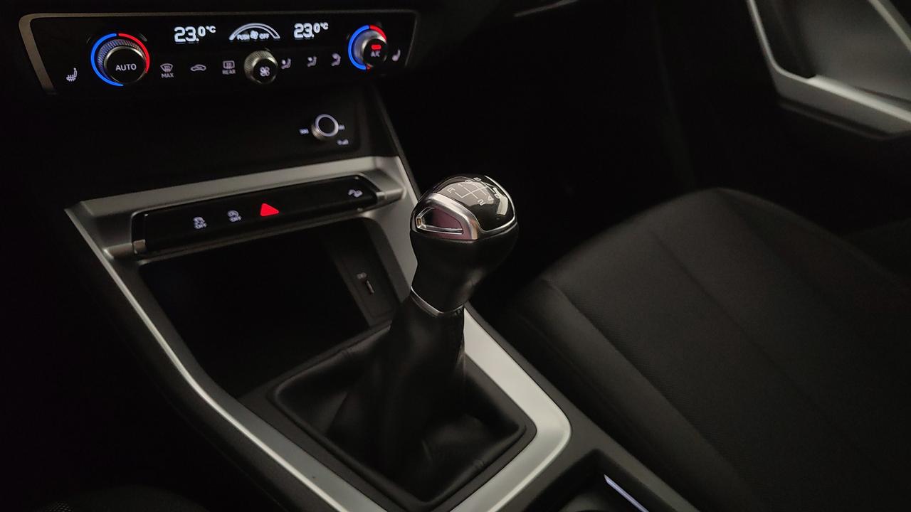AUDI Q3 II 2018 - Q3 35 1.5 tfsi Business