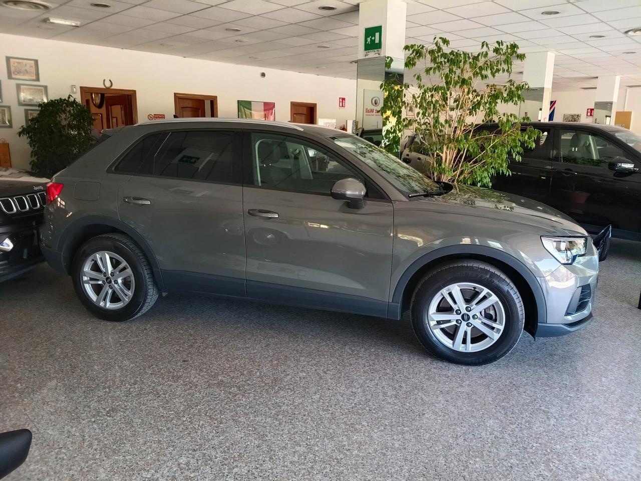 Audi Q3 45 TFSI e S tronic