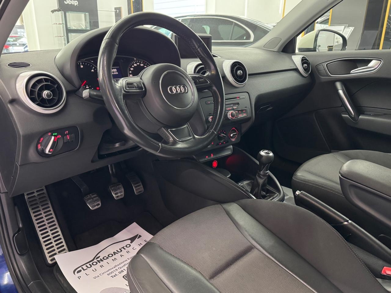 Audi A1 1.6 TDI 105 CV S-line Full Optional