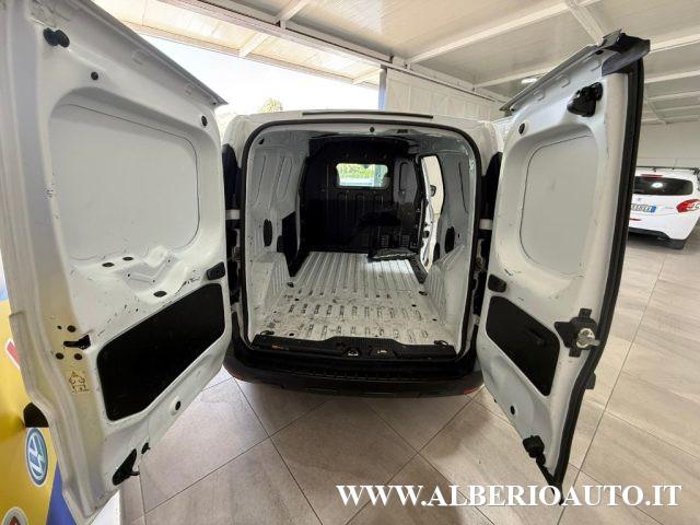 RENAULT Kangoo 1.5 Blue dCi 95CV Authentic