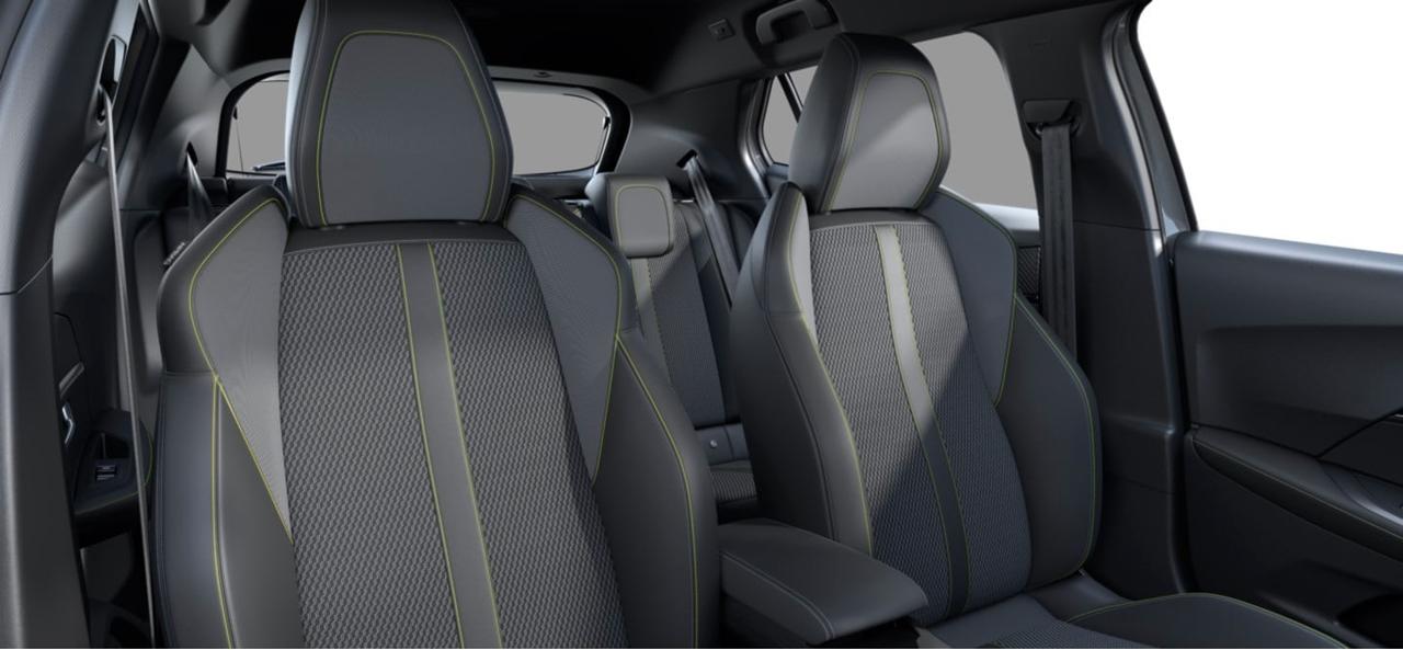 PEUGEOT 2008 2ª serie 2008 Hybrid 145 e-DCS6 GT