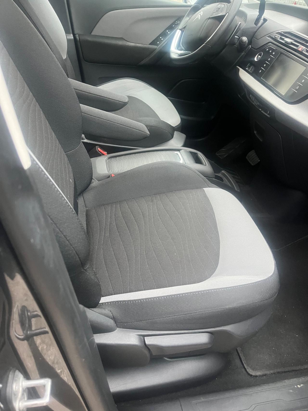 Citroen Grand C4 Picasso 1.6 e-HDi 115 ETG6 Business