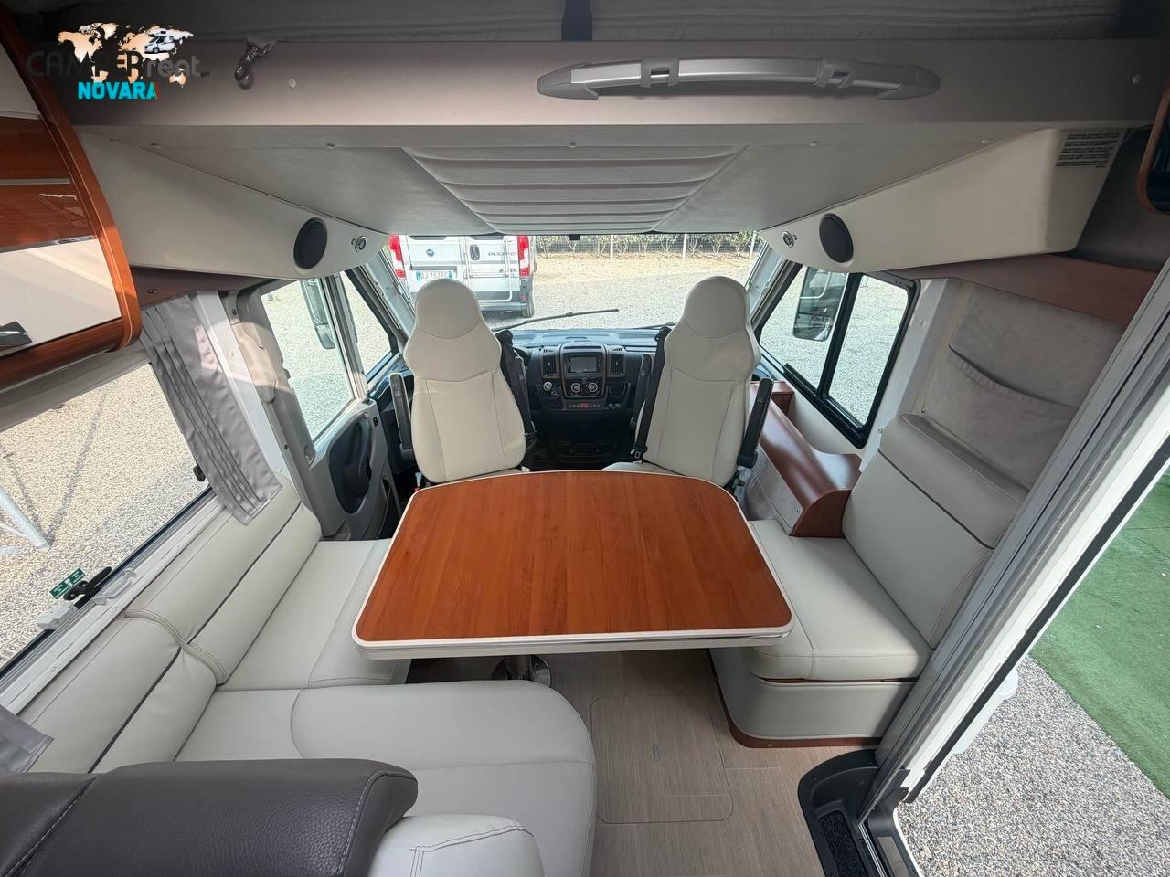 Mobilvetta K.YACHT 85 TEKNO LINE - LETTI GEMELLI IN CODA