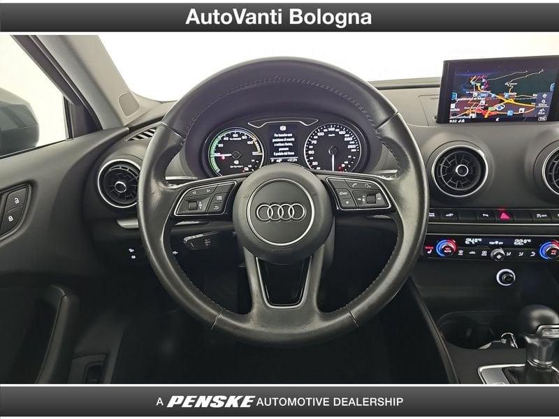 Audi A3 Sportback e-tron A3 SPB 1.4 TFSI e-tron S tronic (PHEV)