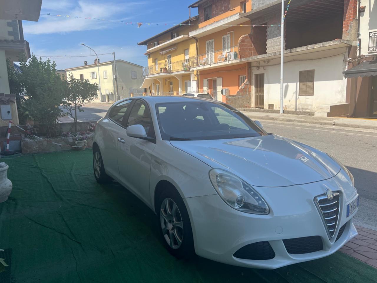 Alfa Romeo Giulietta 1.6 JTDm-2 105 CV Exclusive
