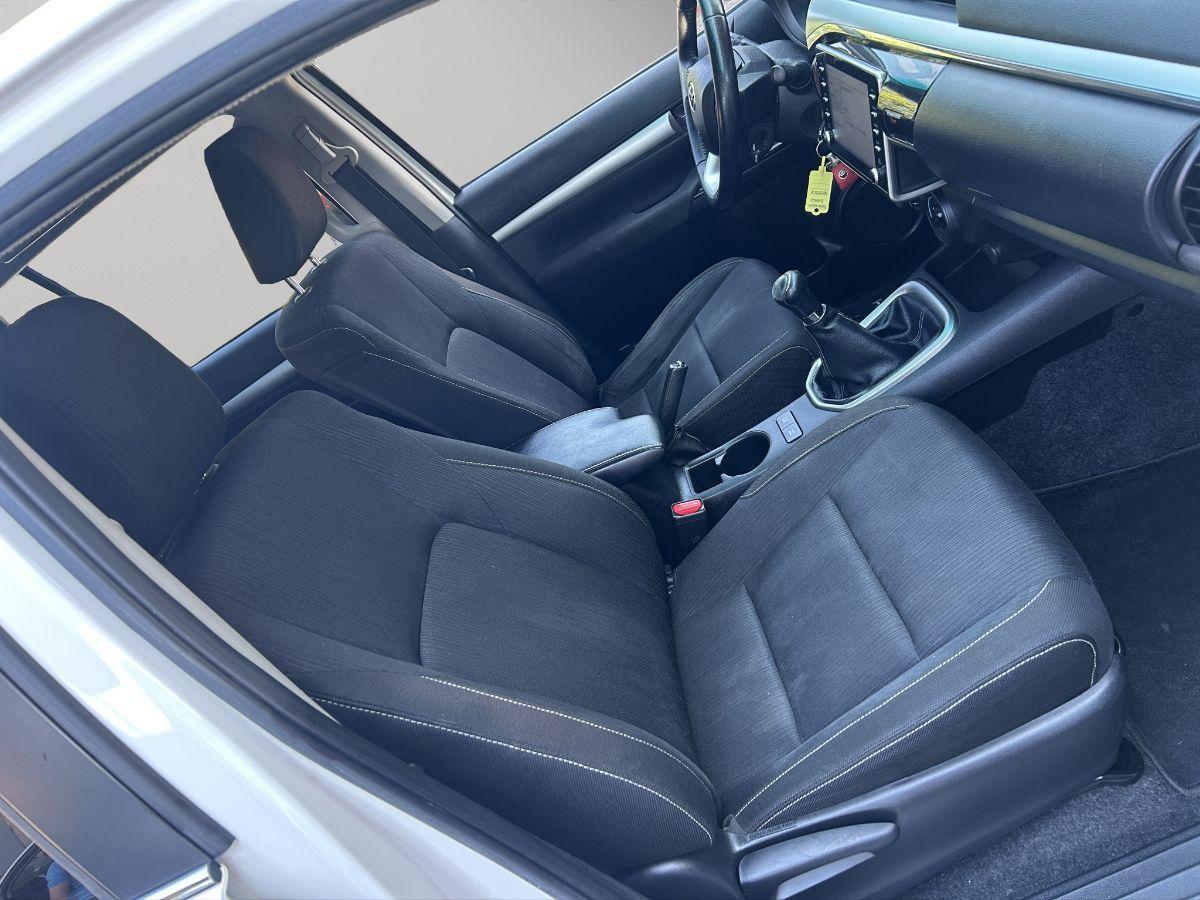 TOYOTA - Hilux 2.4 d-4d 4x4 EXECUTIVE TELECAMERA