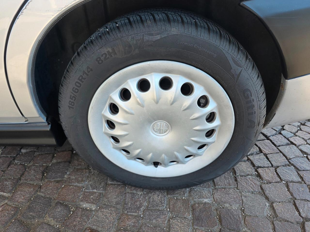 Alfa Romeo 146 1.4i 16V 103cv Twin Spark cat con 138.000km
