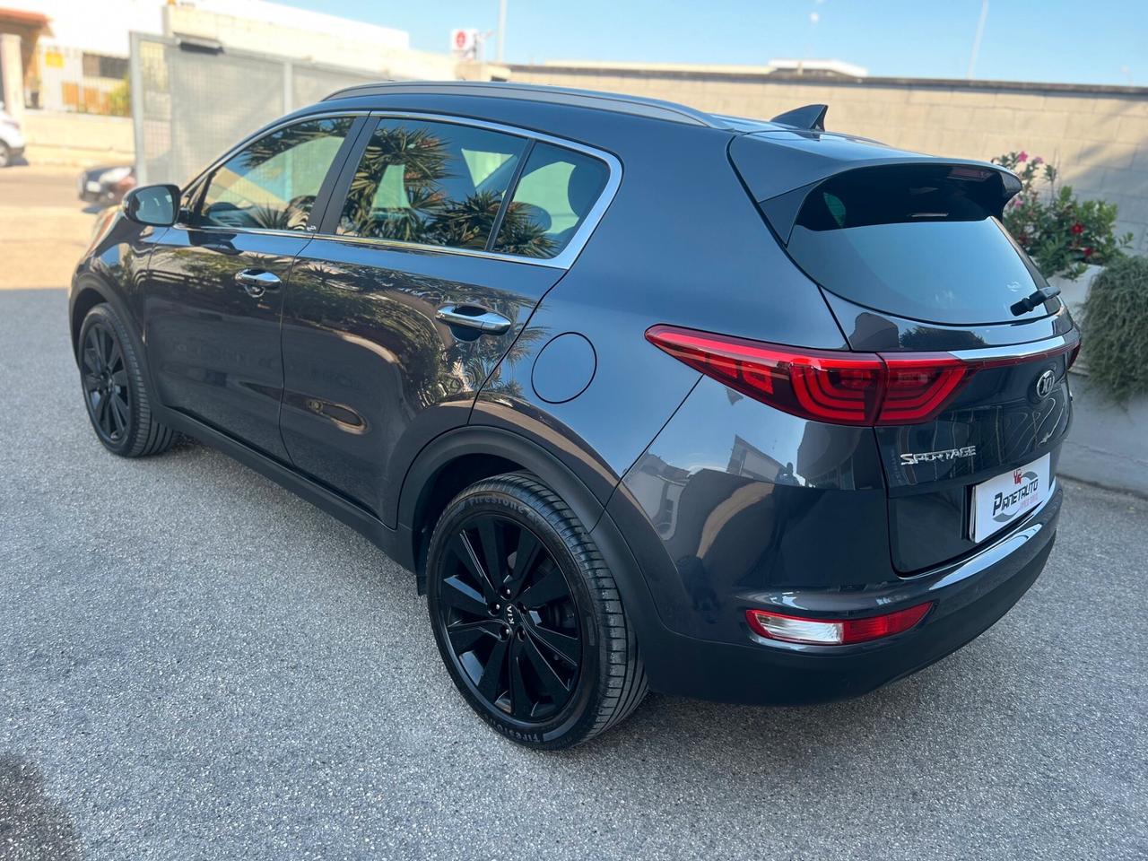 Kia Sportage 1.7 crdi 115cv Class Style 2wd NAVI/PELLE/19;CAMERA.. PERFETTA!!