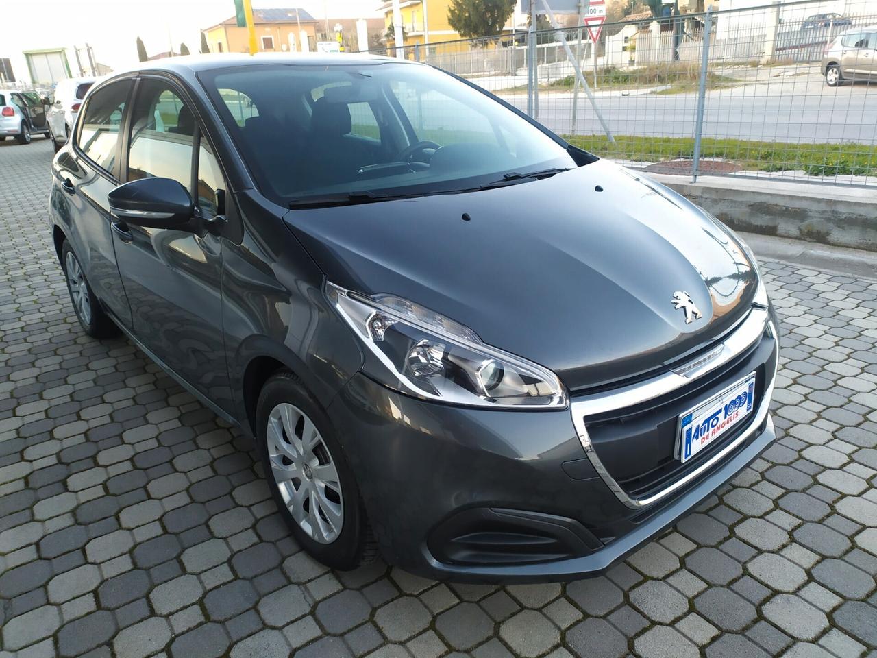 Peugeot 208 1.6 blueHDi 75CV EURO 6 - 5 PORTE -OK NEOPATENTATI