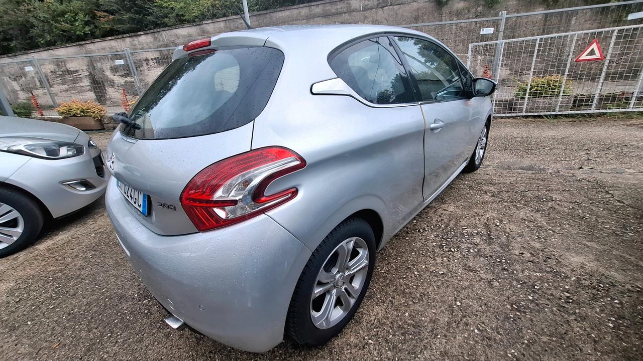 Peugeot 208 1.2 VTi 82 CV 3 porte Active