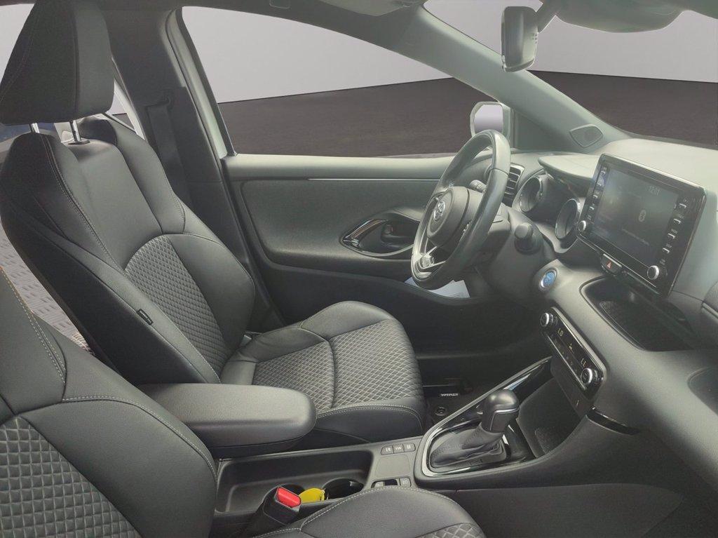 TOYOTA Yaris 1.5h style del 2021