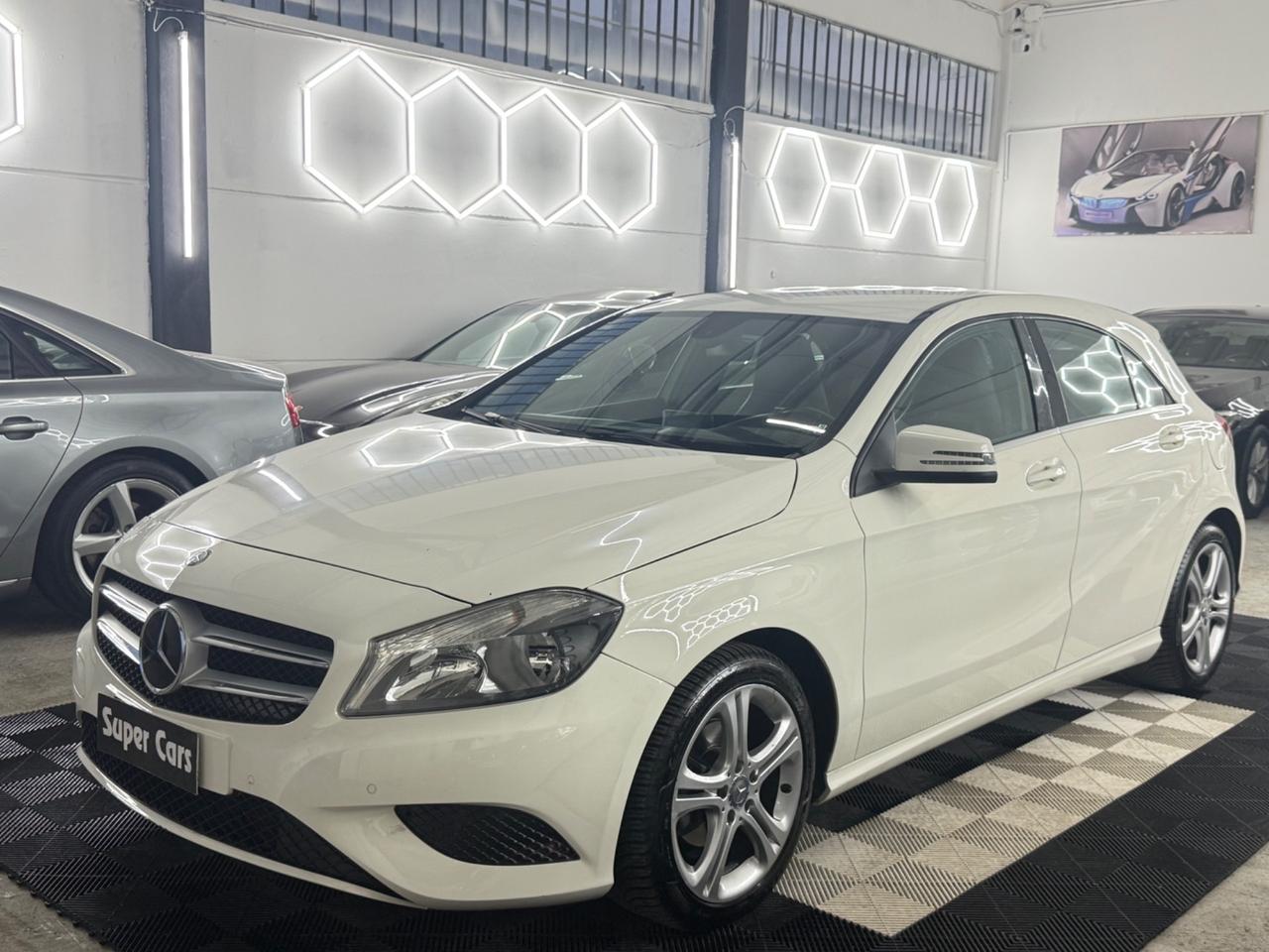 Mercedes-benz A 180 d Premium