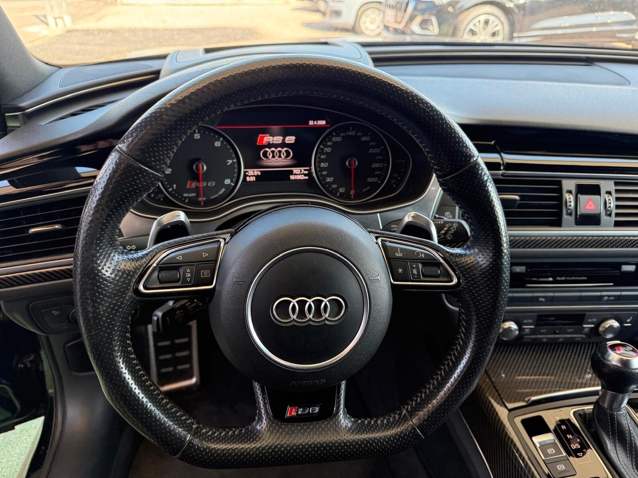 Audi A6 RS 6 Avant 4.0 TFSI quattro tiptronic