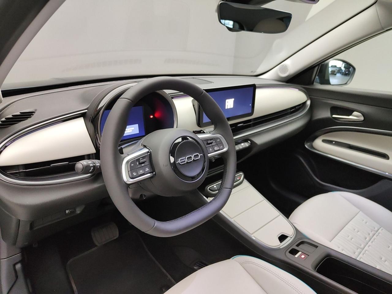 FIAT 600 IV 2023 1.2 MHEV 110CV DCT LA PRIMA