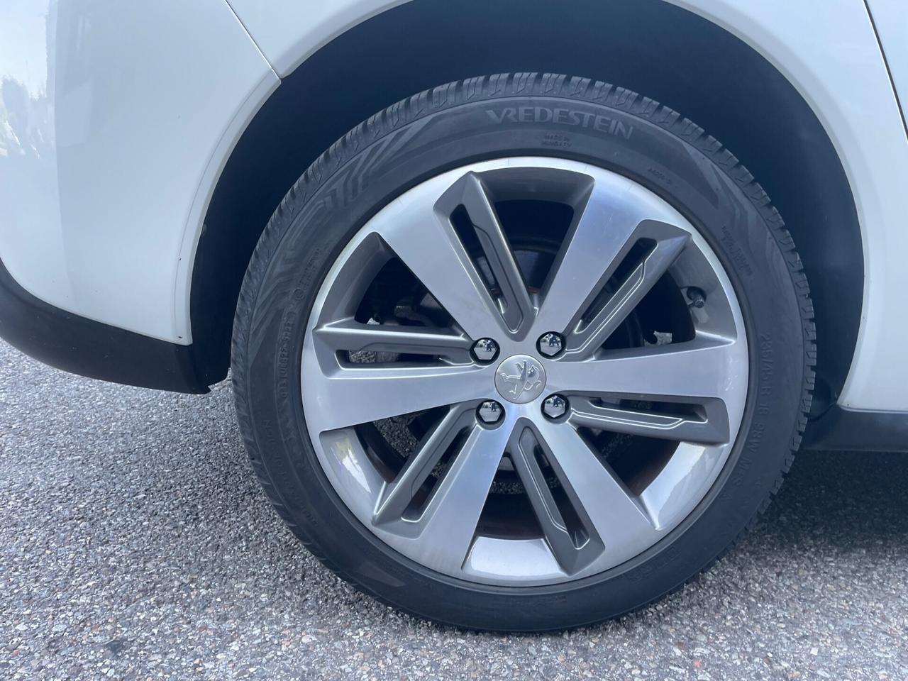 Peugeot 3008 HYbrid4*Tetto*Full optional*