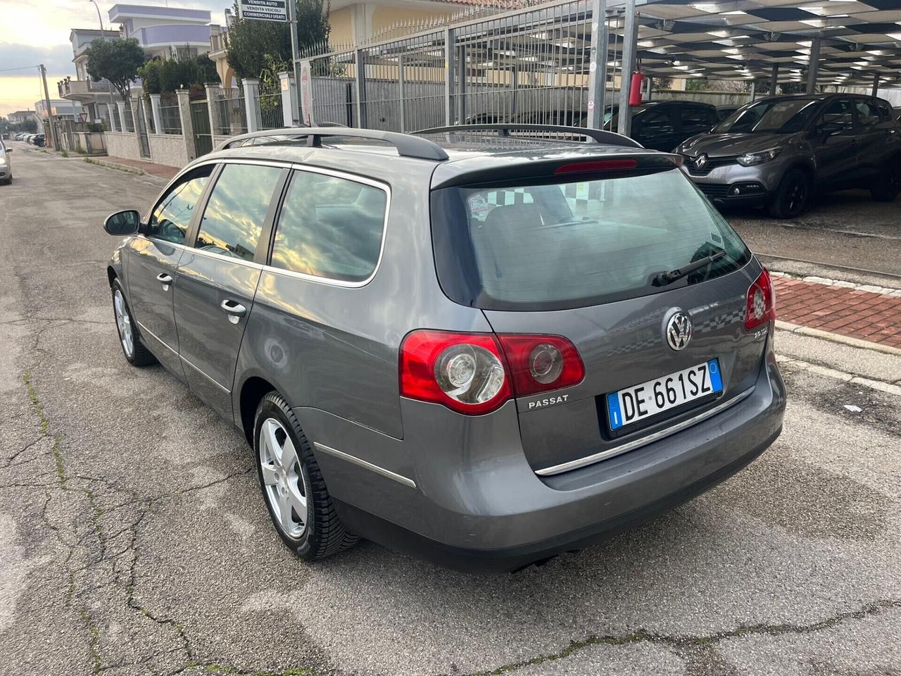 Volkswagen Passat 2.0 16V TDI Var. Highline 2006