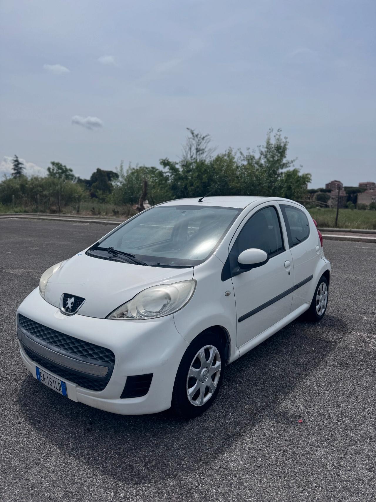 Peugeot 107 1.0 68CV 5p. AUTOMATICA