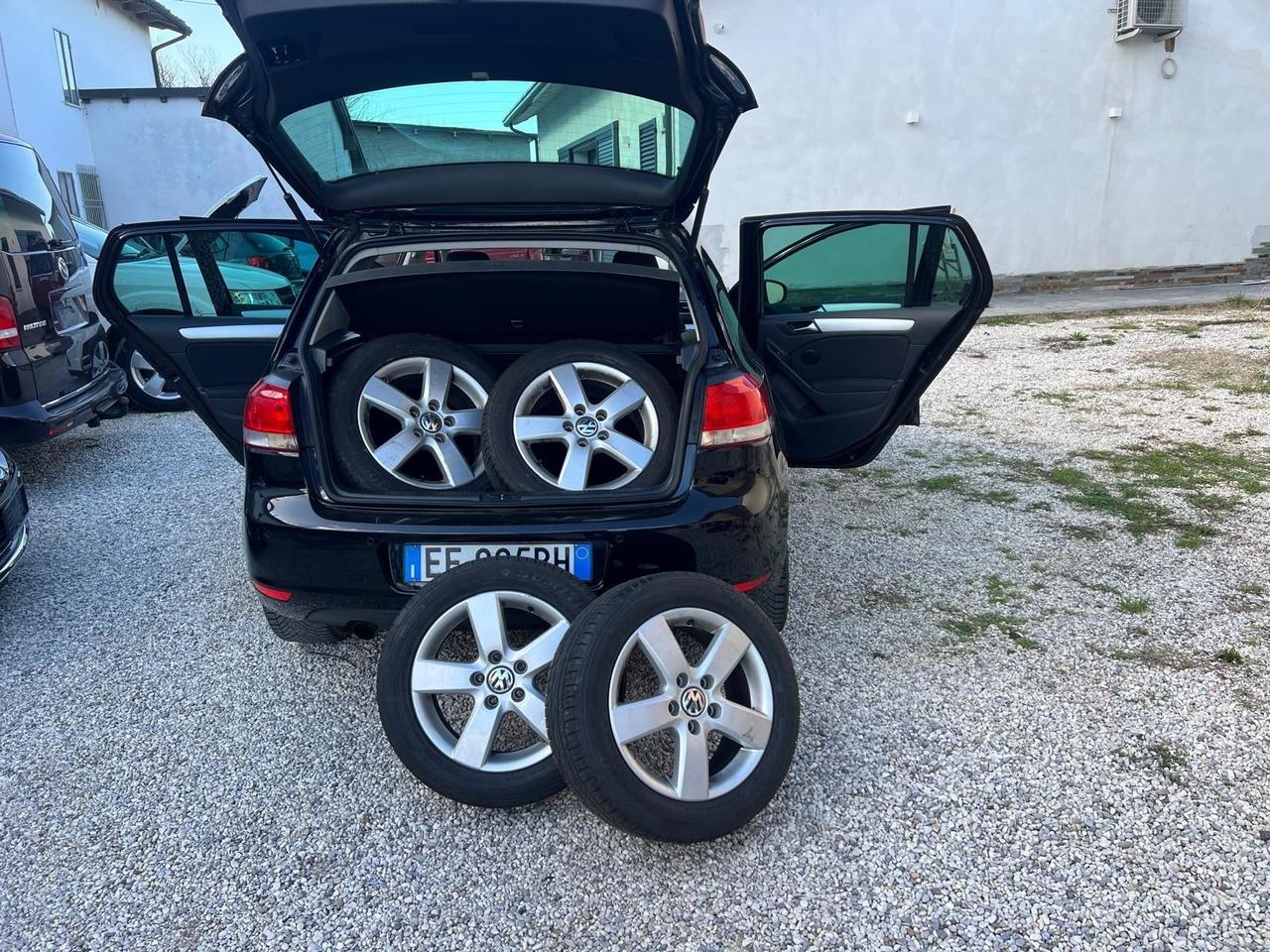 Volkswagen Golf 1.6 TDI DPF 5p. Highline