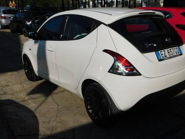 Lancia Ypsilon 1.3 MJT 16V 95 CV 5 porte S&S Elle