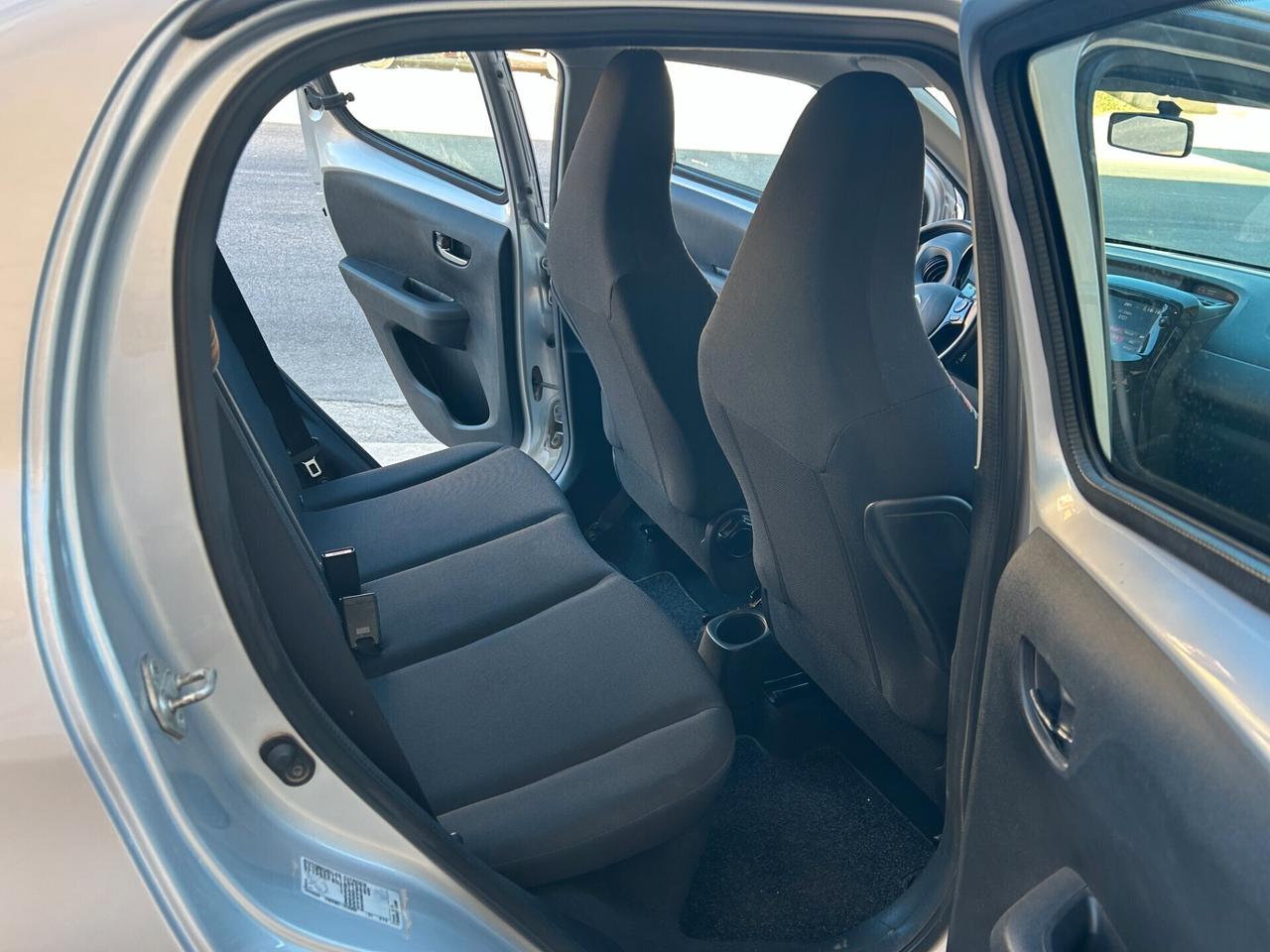 Citroen C1 VTi 72 ETG 5 porte Urban Ride