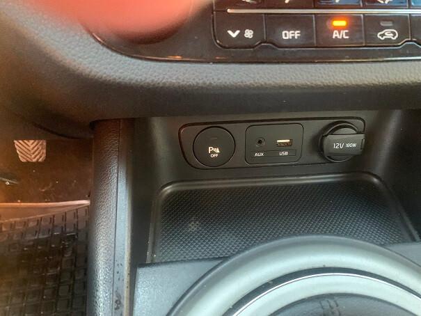 Kia Sportage 1.7 CRDI VGT 2WD high tech