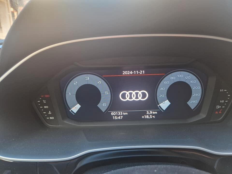 Audi Q3 35 TDI S tronic Business Advanced