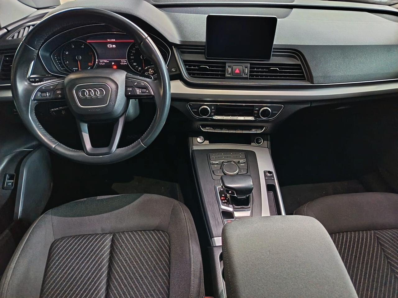 Audi Q5 35 TDI S tronic Business Advanced