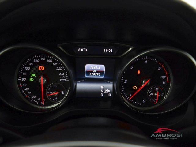 MERCEDES-BENZ A 180 180 d Automatic Premium Auto - PER OPERATORI DEL S