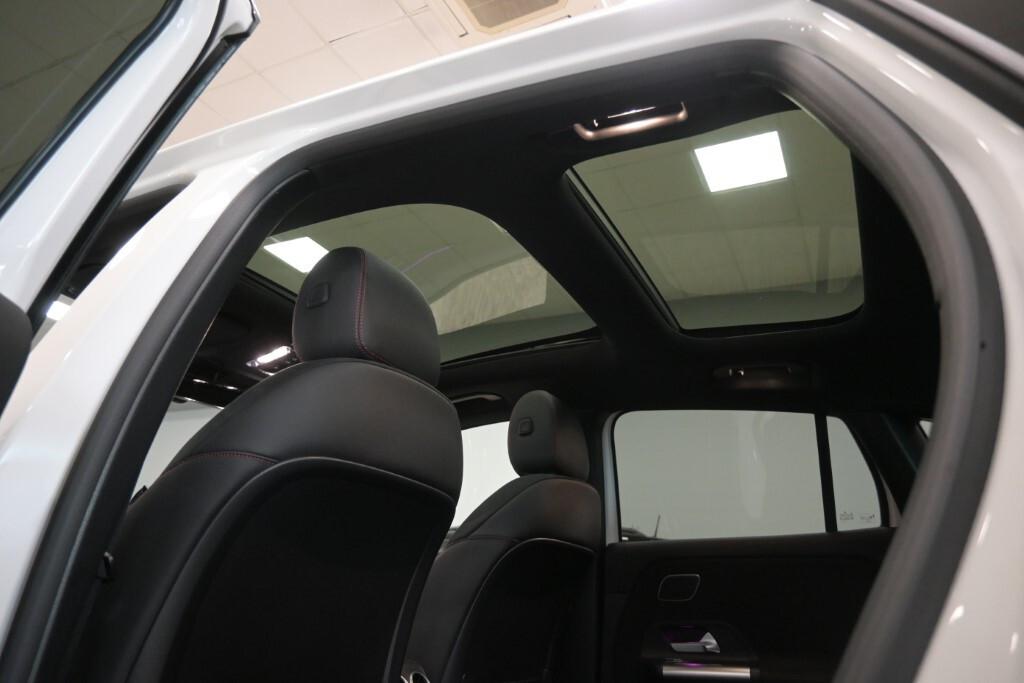 MERCEDES GLA 180D 116CV AMG LINE