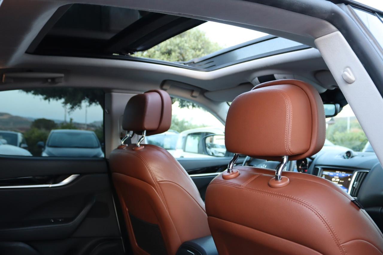 Maserati Levante V6 Diesel 275 CV AWD TETTUCCIO APRIBILE