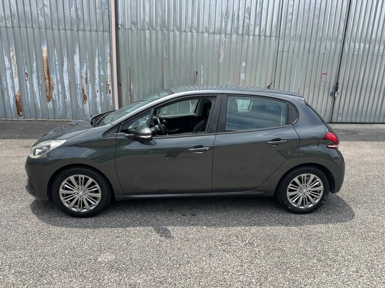 Peugeot 208 PureTech 68 5 porte Active SOLI 50.000 KM